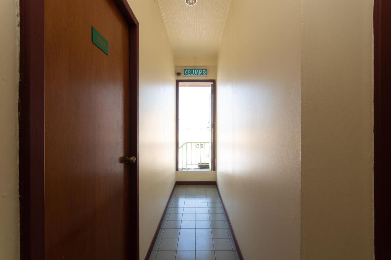 Spot On 89582 Evergreen Hotel Keningau Exterior foto
