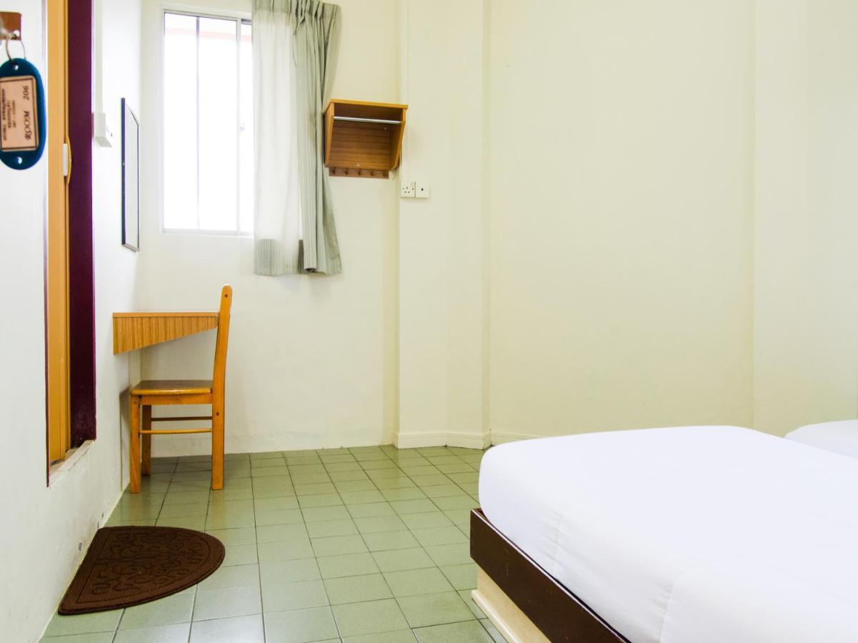 Spot On 89582 Evergreen Hotel Keningau Exterior foto