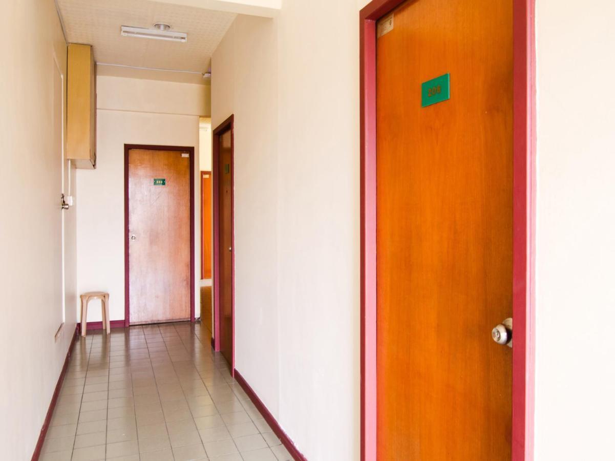Spot On 89582 Evergreen Hotel Keningau Exterior foto