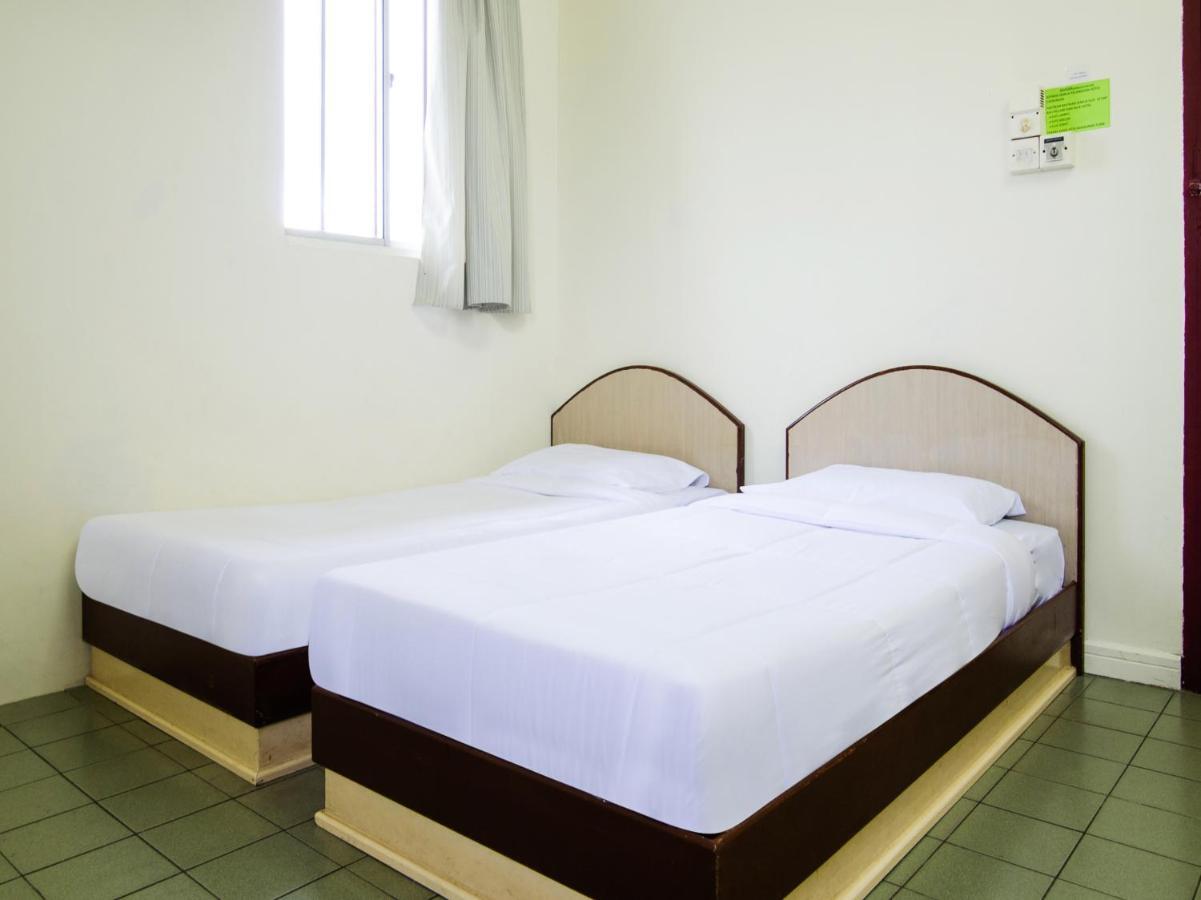 Spot On 89582 Evergreen Hotel Keningau Exterior foto